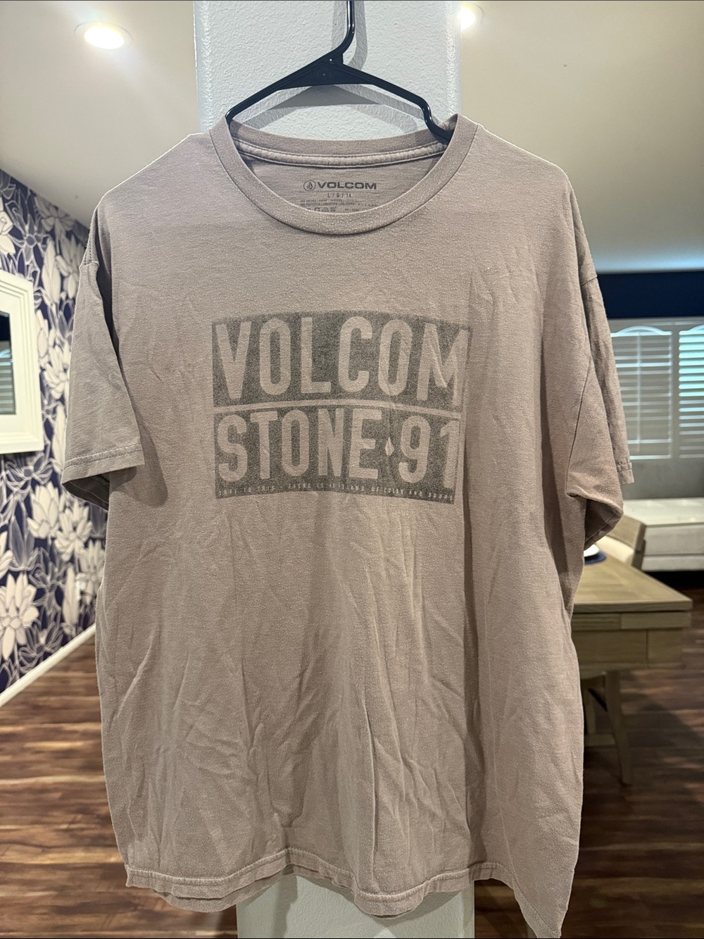 Volcom Men's Stone 91 Crew Tee in Light Taupe